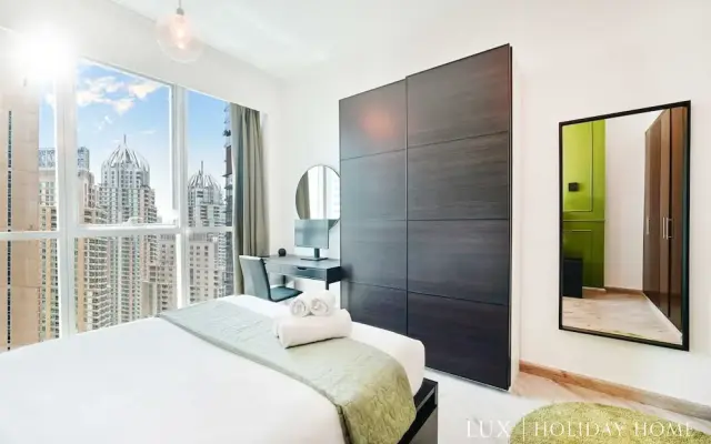 LUX The Dubai Marina View Suite