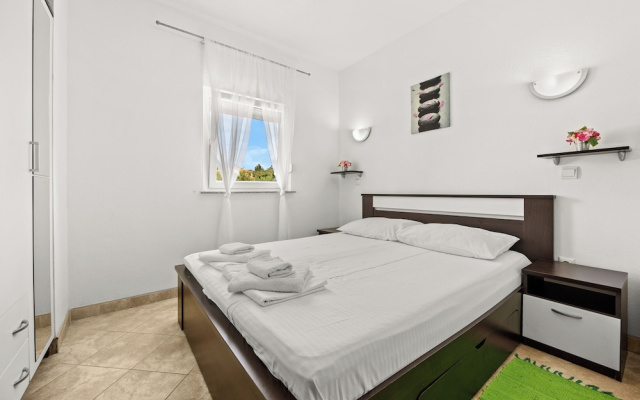 Apartments Rondine