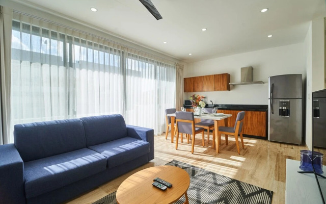 Amira Central 305 By Lockey