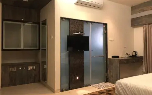 Hotel Sharanam
