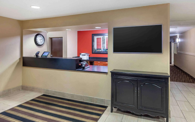 Extended Stay America Select Suites - Milwaukee - Wauwatosa