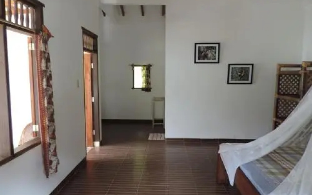 Riverside Guesthouse