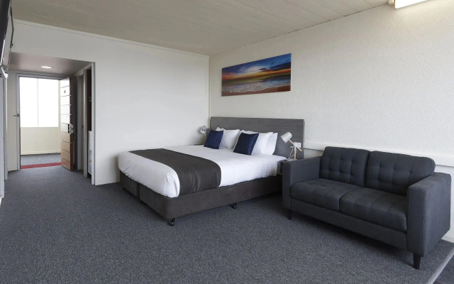 Bayside Hotel