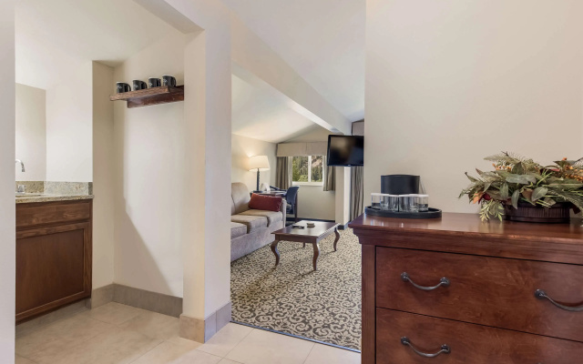 Best Western Tyrolean Lodge