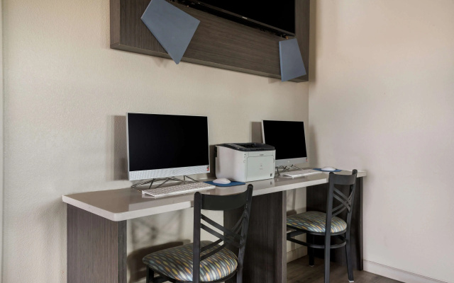 SureStay Hotel by Best Western Grants