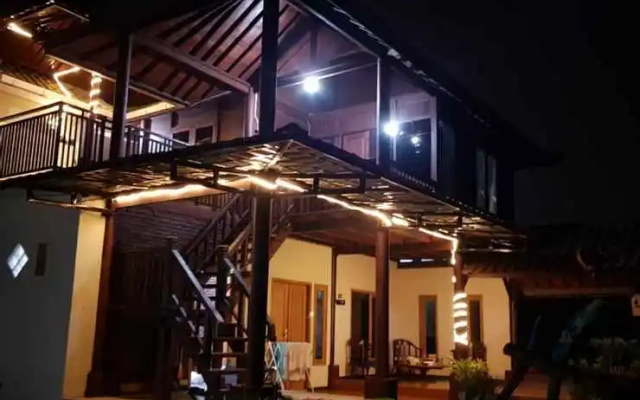 Omah Kayoe Elok