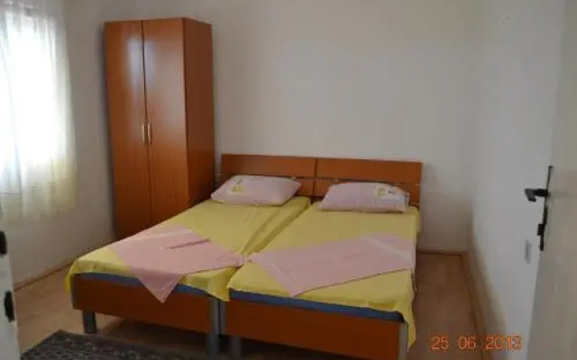 Rooms Sutomore