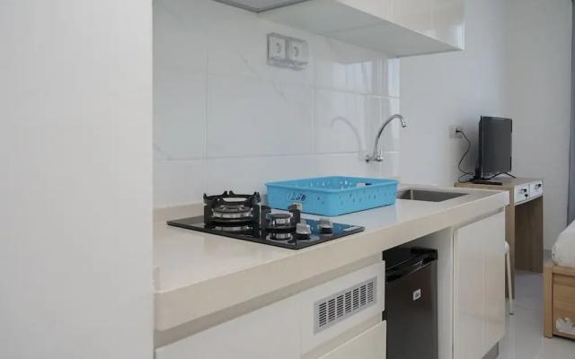 Gorgeous and Comfy Studio Sky House BSD Apartment
