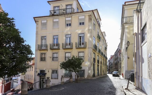 Отель Chiado Views by Homing вид на фасад