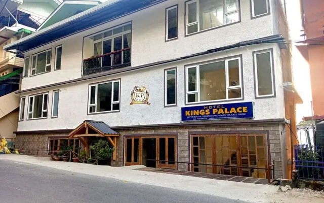 Goroomgo Kings Palace Gangtok
