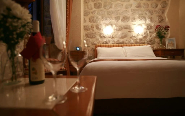 Galathea Hotel