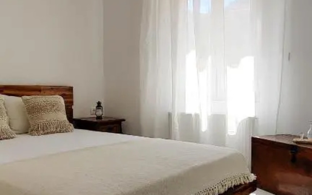 Laina Traditional Guest House
