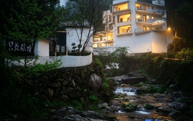 Only this fairyland,  designer art villa mountain lodging