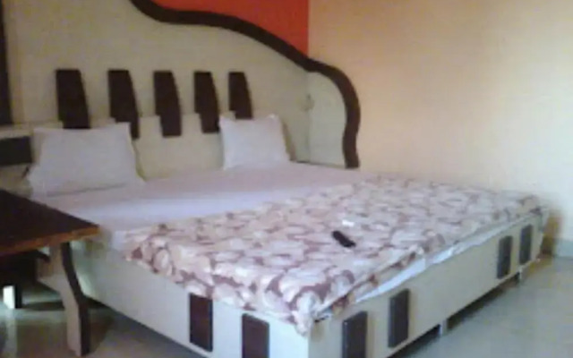 Goroomgo Hotel Rajawat Madhya Pradesh