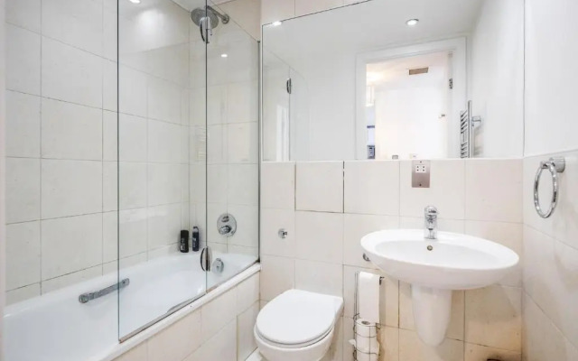 The Heart of Covent Garden Sleeps 4
