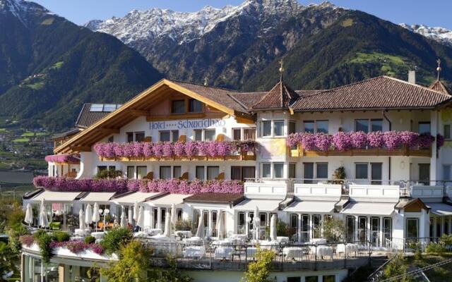 Hotel Schwefelbad Сцена вид на фасад