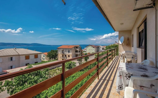 Amazing Apartment in Novi Vinodolski With 2 Bedrooms and Wifi