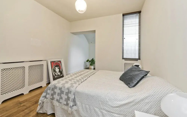 Victorian Charm Maisonette