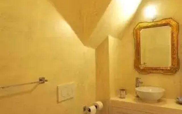 Ricky Rooms