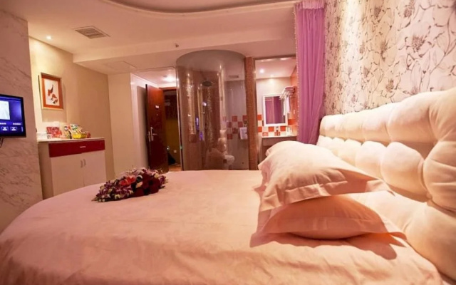 Jiaxing Donghong Noble Business Hotel