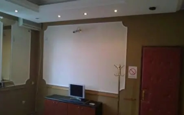 Hostel King
