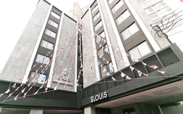 Louis Hotel 0