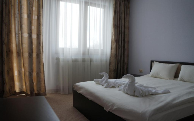 Family Hotel KrisBo