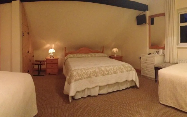 Briar Lodge