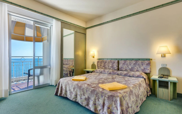 Hotel Montecarlo