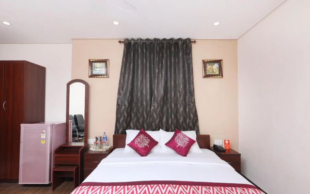 OYO 1001 Palmtree Corporate Anna Nagar