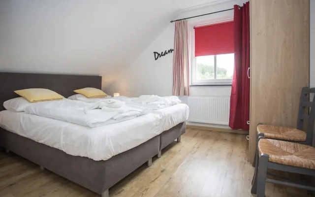 Ferienwohnung mit Aussicht, Neuastenberg
