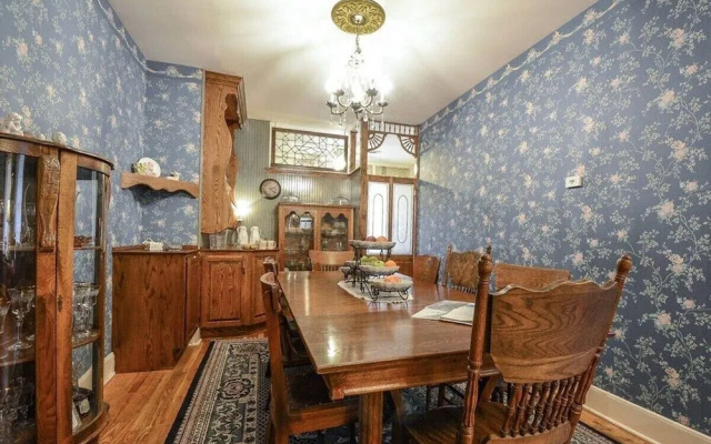 The Brownstone Inn