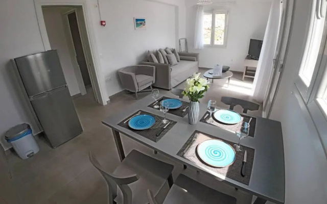1Path Pelican Mykonos Super Paradise Beach House
