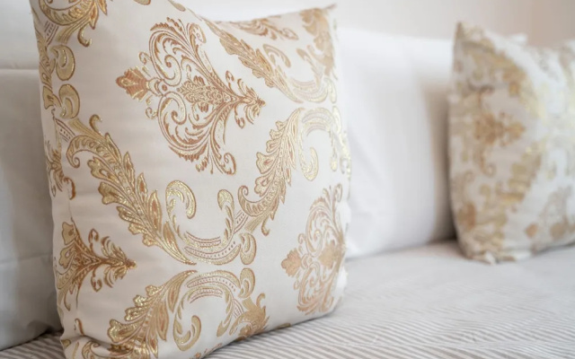 Ve.N.I.Ce Cera Remer Suite