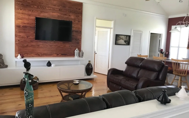 Isle Be Back 2 Bedroom Home