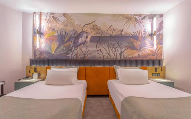Best Western Plus Khan Hotel
