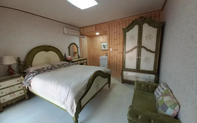 Kim's House in Andong