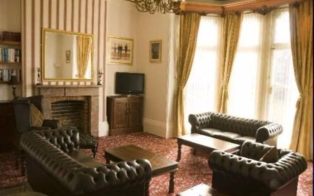 3 Norfolk Square Guest House
