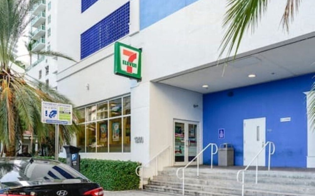 Brickell Bay 3505
