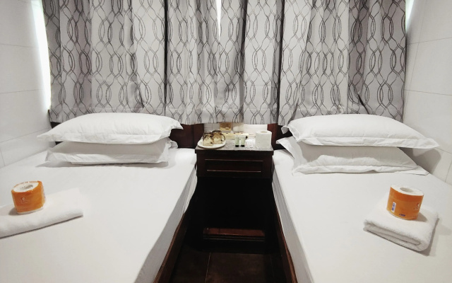 Four Seasons Guest House