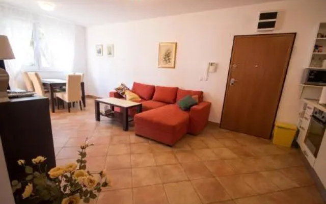 Alma Apartment
