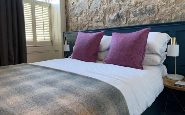 The Balerno Inn