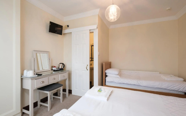 Four Seasons B&B