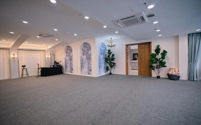 Kingston Hotel 12   Jalan Raja Laut, Kl