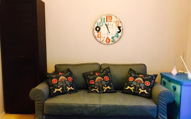 Han Krum 2 Bedroom Central Flat