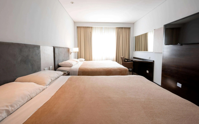 Howard Johnson Villa Carlos Paz