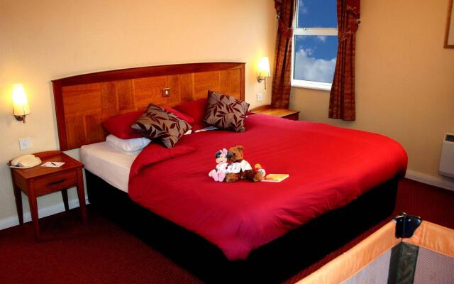 Cairndale Hotel вид на фасад