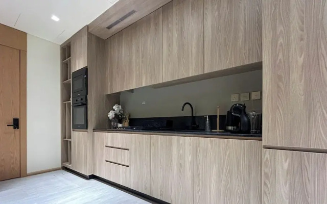 Stylish 1BR Penthouse in The Autograph