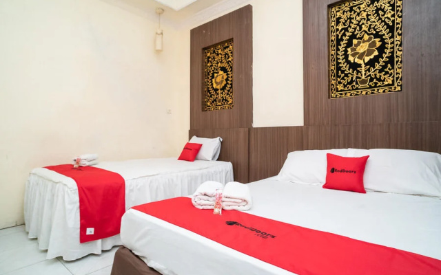 RedDoorz near Uniska Banjarmasin