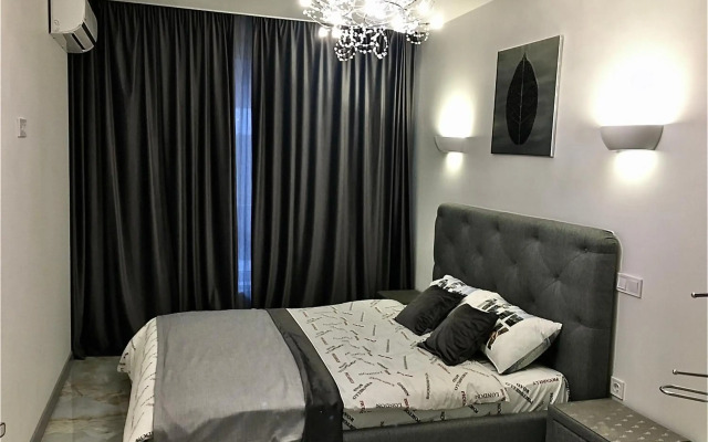 4-room jacuzzi apartment